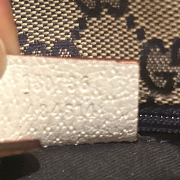 Gucci Abbey D-Ring Ivory White Leather Shoulder Bag Minimalist Quiet Luxury Tote - Picture 7 of 15